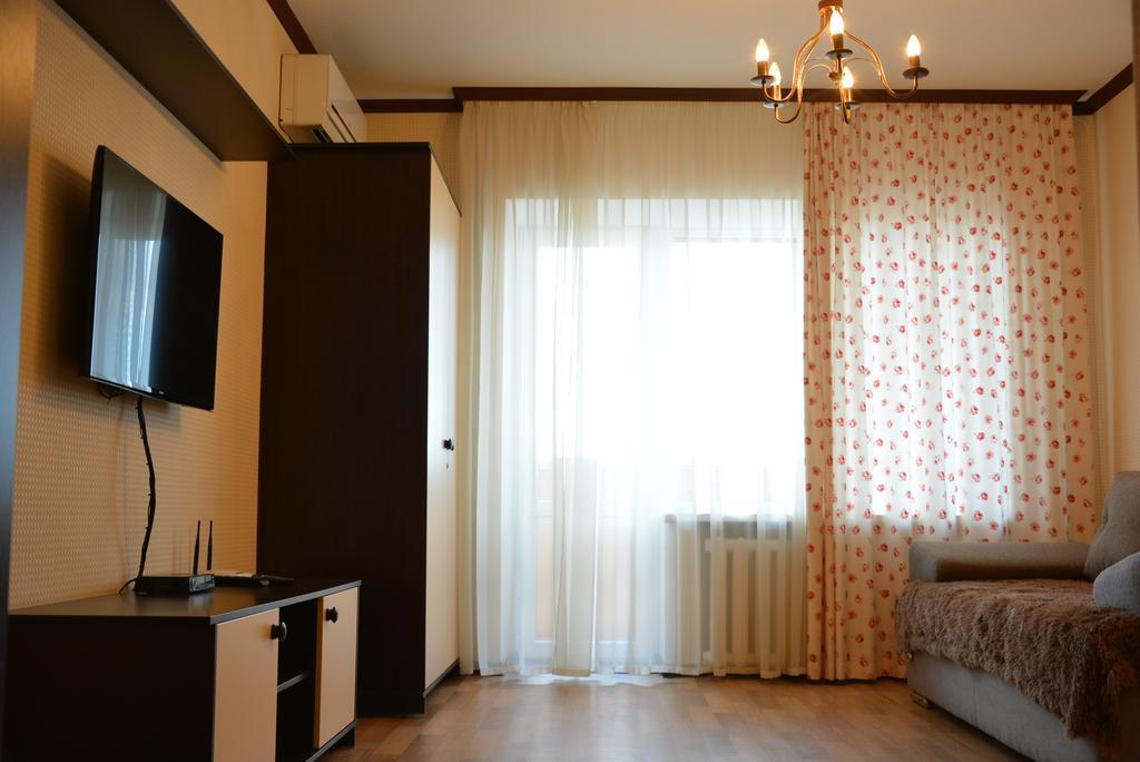 Apartments In The Heart Of Dnipro Bagian luar foto